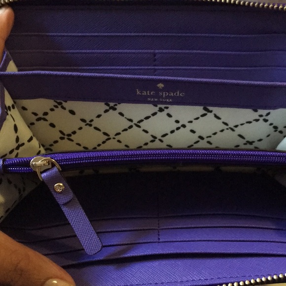 Purple Kate spade continental wallet - Picture 7 of 7